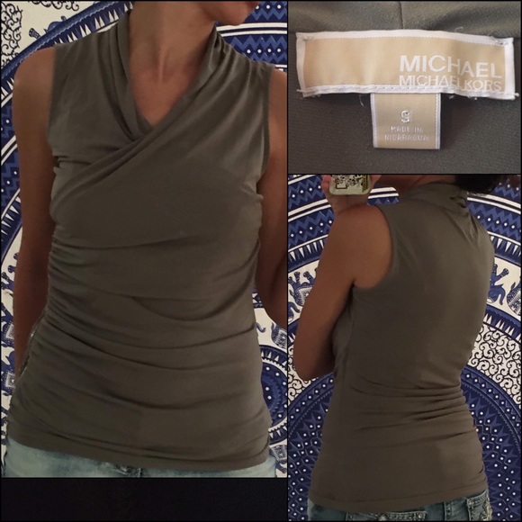 MK Green Rouched Top - Picture 6 of 7